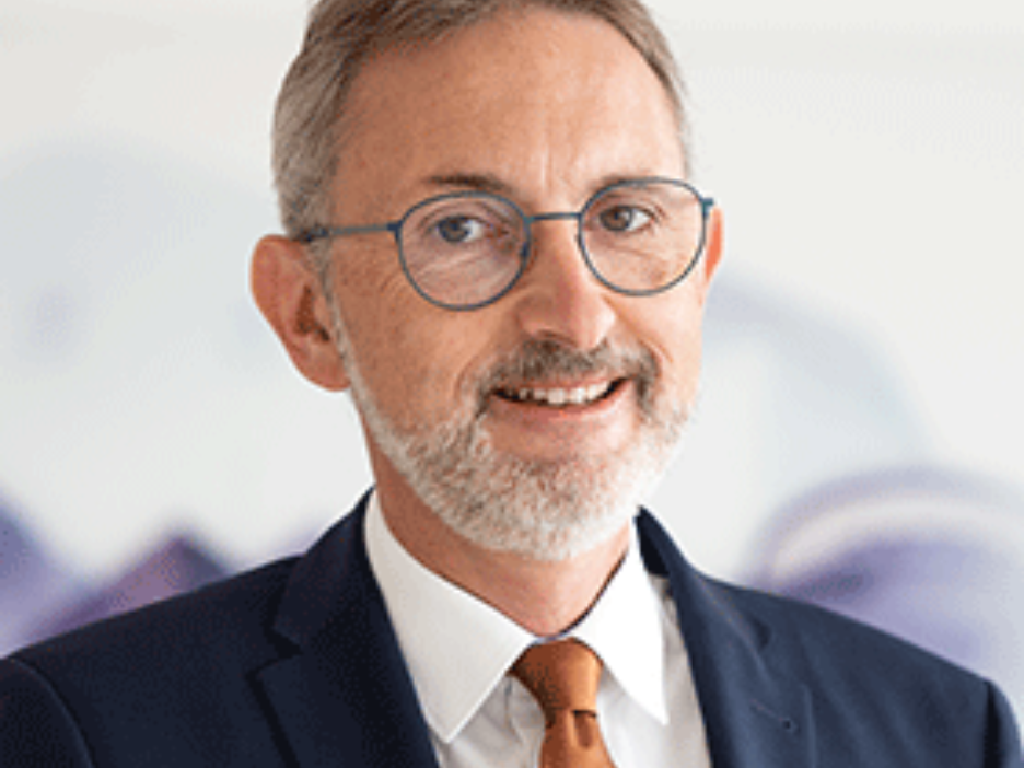 Porträt Dr. Peter Stemper