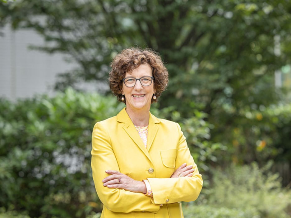 Claudia Hillenherms, Member of the Managing Board