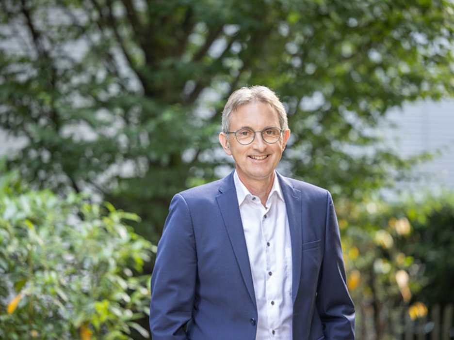 Porträt von Dr. Peter Stemper