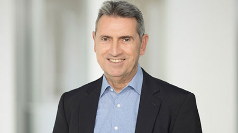 Porträt Dirk Zangerl