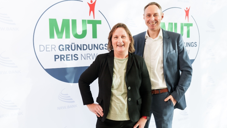 Petra Heine Brach und Hendrik Ceh von PETE Technologies sind für MUT – DER GRÜNDUNGSPREIS NRW 2025 nominiert