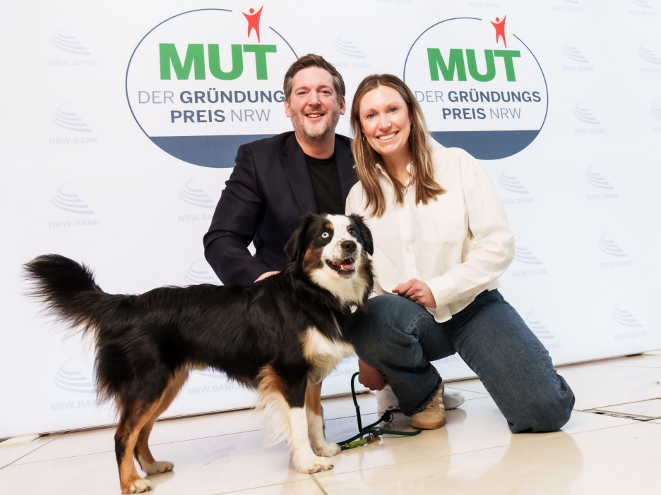 Marc Löhr und Dr. Bea Alice Löhr sind mit ihrem Revierpfotenteam für MUT – DER GRÜNDUNGSPREIS NRW 2025 nominiert.