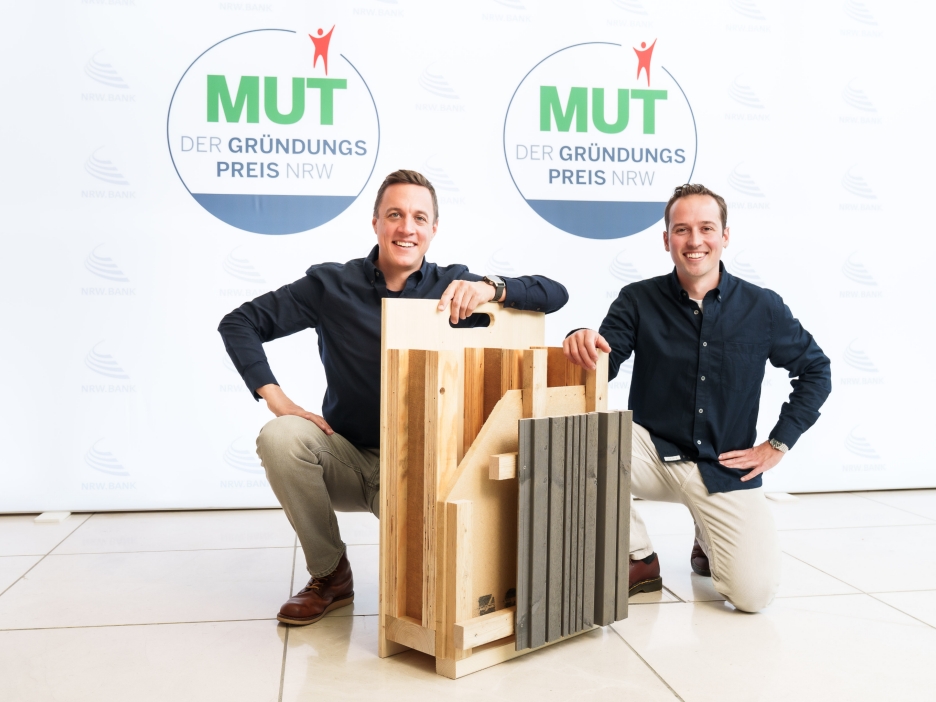 Felix Pössel und Georg Willig sind mit ihrem Unternehmen Schreinerwehr für MUT – DER GRÜNDUNGSPREIS NRW 2025 nominiert