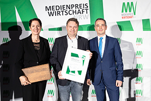 3. Platz Industrie & Großunternehmen: v.l. Silke Gorißen (Ministerin für Landwirtschaft und Verbraucherschutz des Landes Nordrhein-Westfalen), Carsten Dierig, Oliver Claas (Heidelberger Druckmaschinen AG)