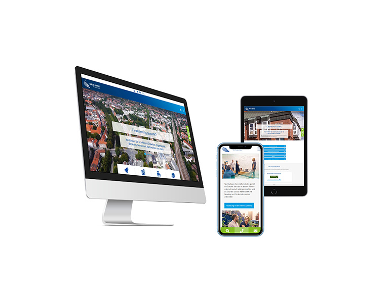 Das Bild zeigt einen Computerbildschirm, ein Tablet und ein Smartphone die Ansichten der neunen Internetseite der NRW.BANK zeigen.