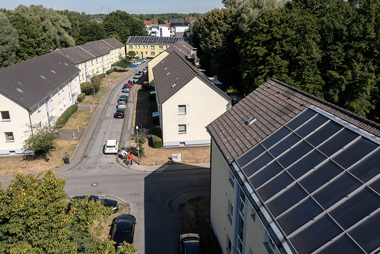 LEG Siedlung Lindenhof mit Solarthermieanlage