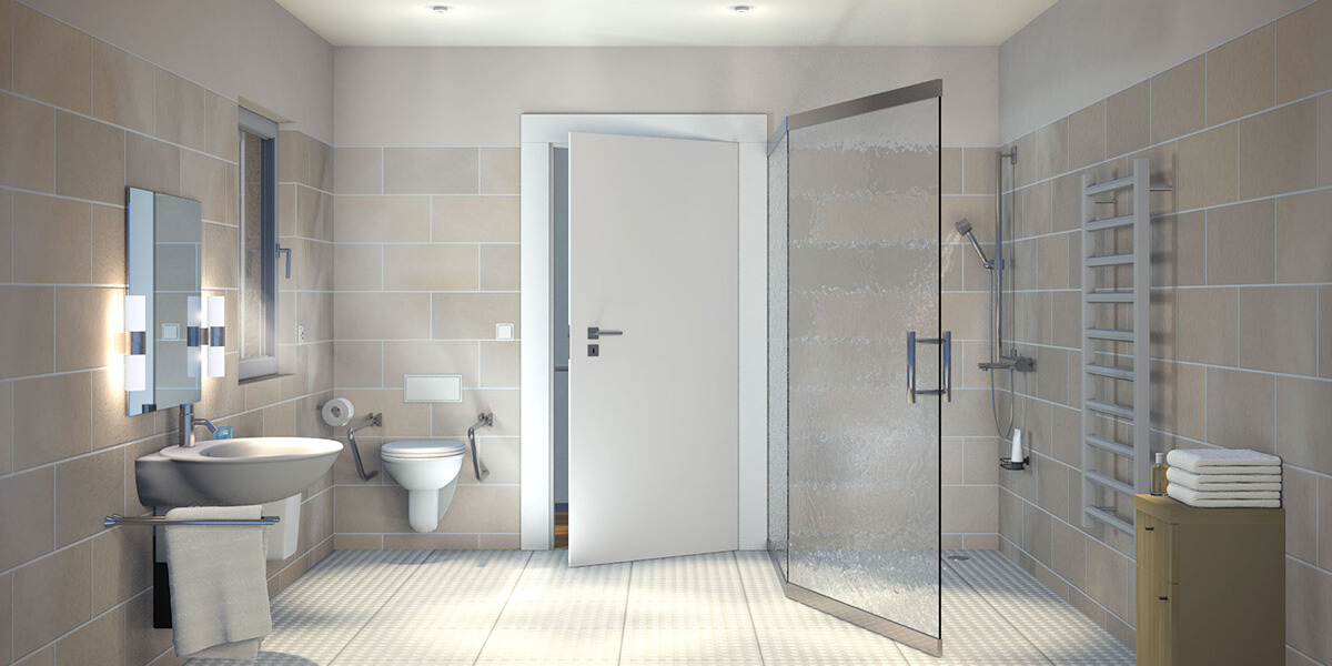 Hell eingerichtetes, barrierefreies Badezimmer