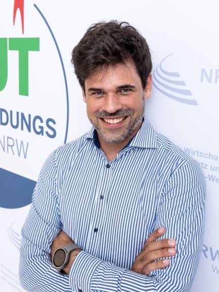 MUT - DER GRÜNDUNGSPREIS NRW - Porträt Jurymitglied Dr. Michael Riebe