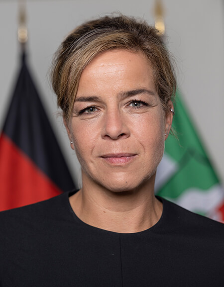 Mona Neubaur, Ministerium für Wirtschaft, Industrie, Klimaschutz und Energie des Landes Nordrhein-Westfalen und Schirmherrin des MEDIENPREIS WIRTSCHAFT NRW 2022