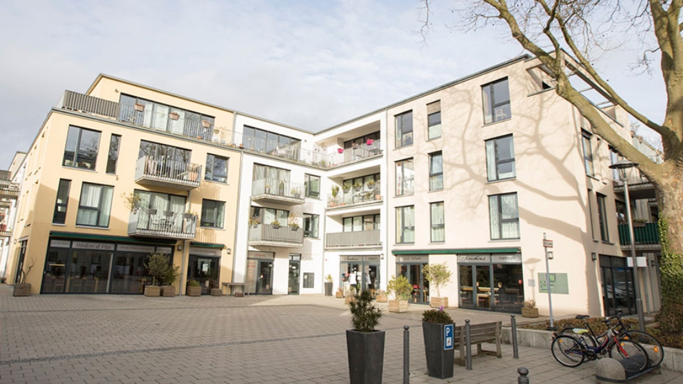 Innenhof und Fassade des Wohnquartiers Claudiushöfe in Bochum